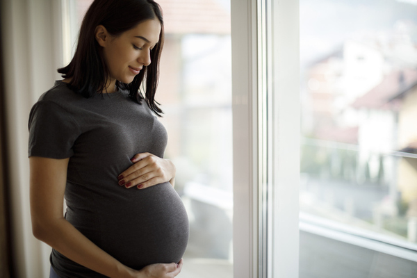 Mùi khói bếp sẽ ảnh hưởng đến sức khỏe của thai nhi từ trong bụng mẹ