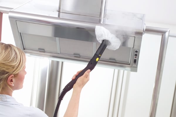 Ngay cả bên ngoài của máy cũng cần bạn thường xuyên lau dọn