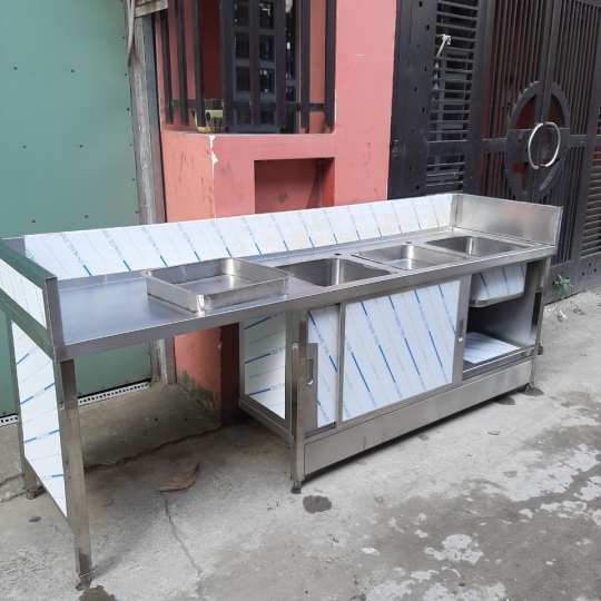 Quầy pha chế inox 3 học có cửa lùa