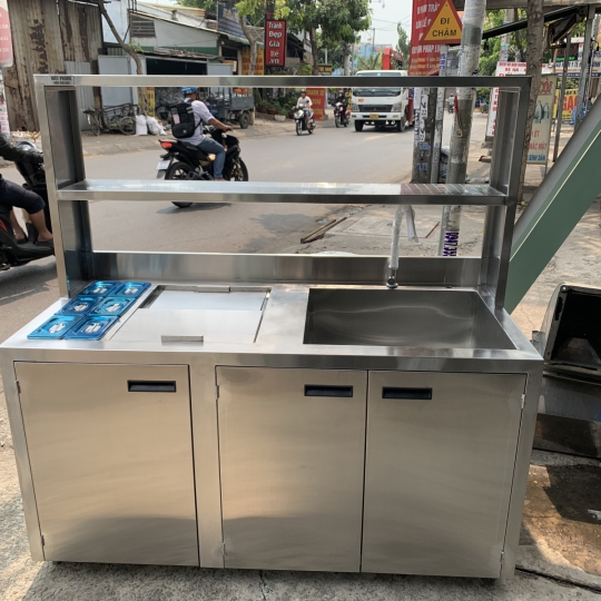 Quầy dài 1m5 rộng 700 cao 810/1520 