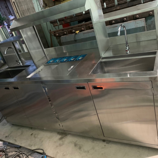Quầy pha chế inox  2m15 x800 x 810/1420