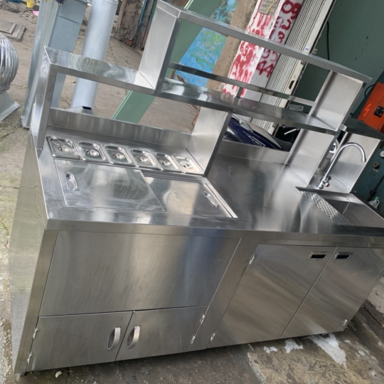 Quầy pha chế inox 1m8 x700 x 810/1620